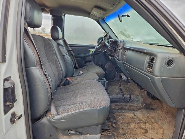 Chevrolet Silverado C2500 Heavy Duty Image 9