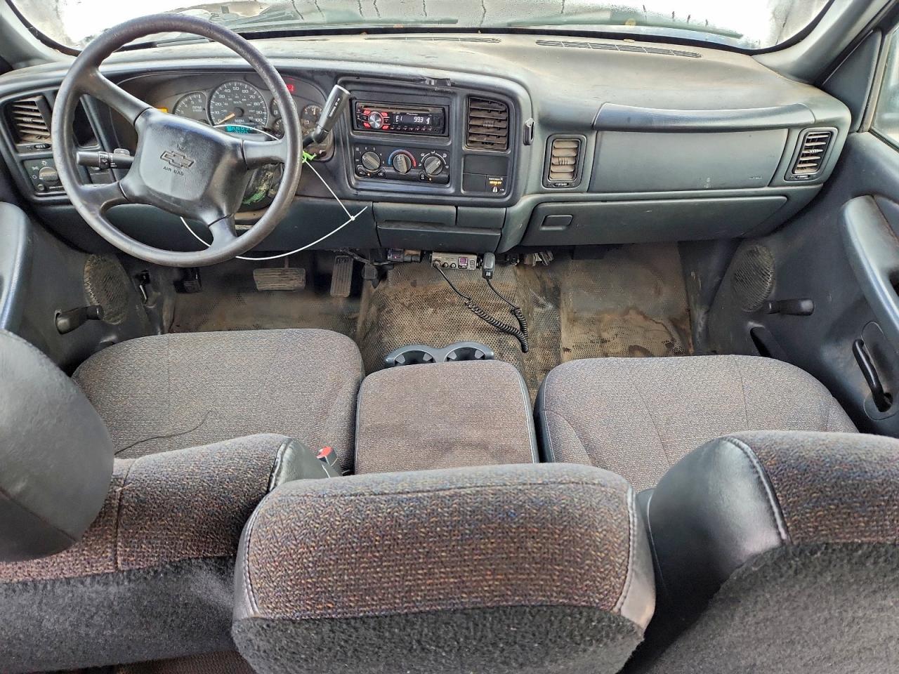 Chevrolet Silverado C2500 Heavy Duty Image 8