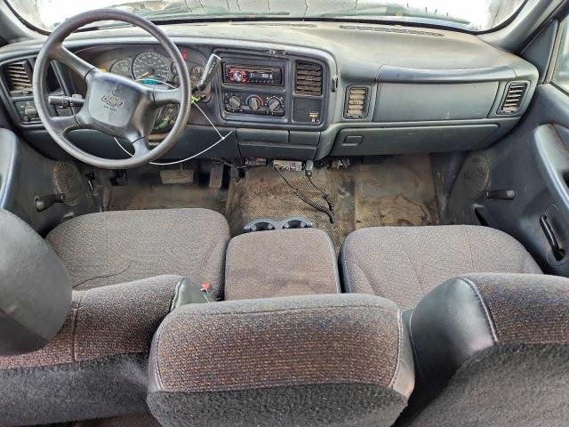 Chevrolet Silverado C2500 Heavy Duty Image 8