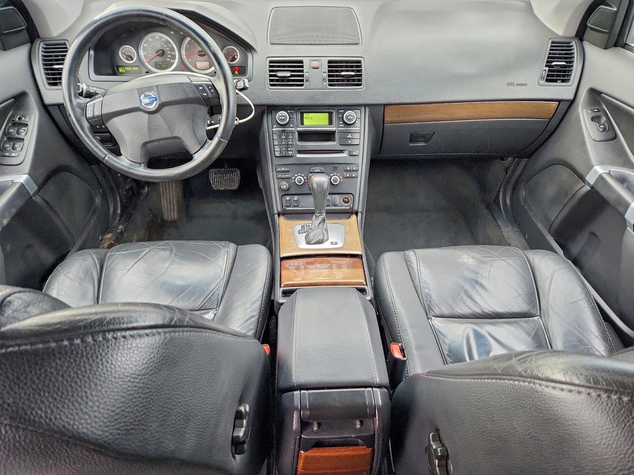 Volvo XC90 3.2 Image 6