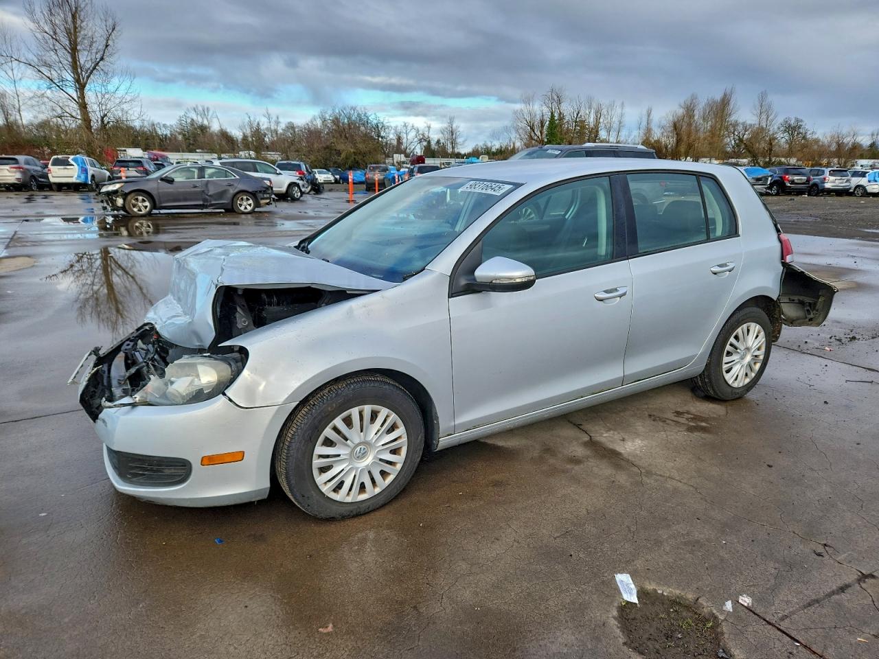 Volkswagen Golf Image 1