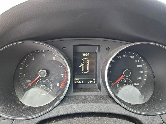 Volkswagen Golf Image 11