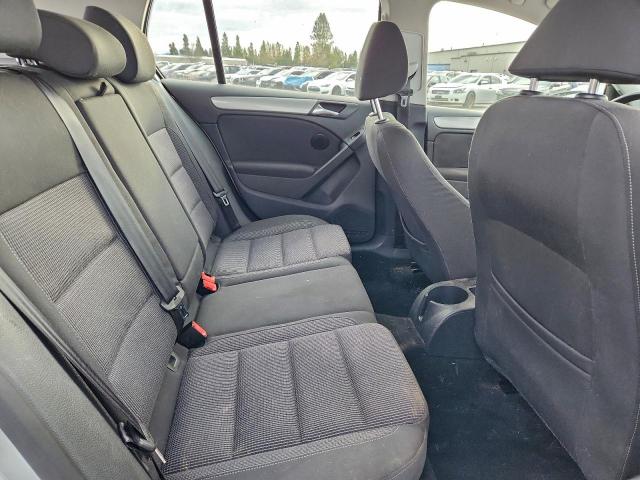 Volkswagen Golf Image 7